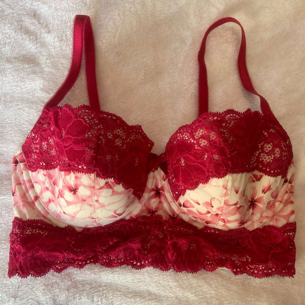 Adore Me Bra - 32DD